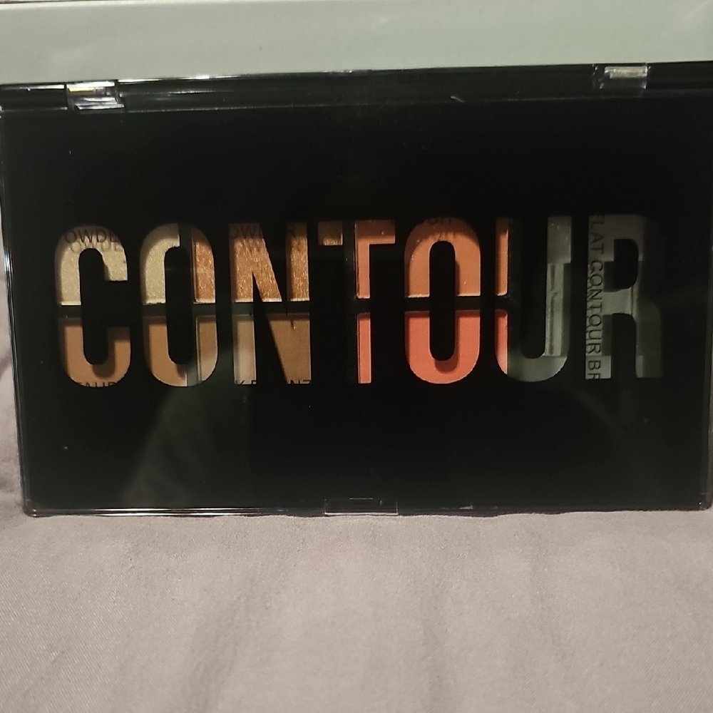 PROFUSION COSMETICS - Picture 2 of 2
